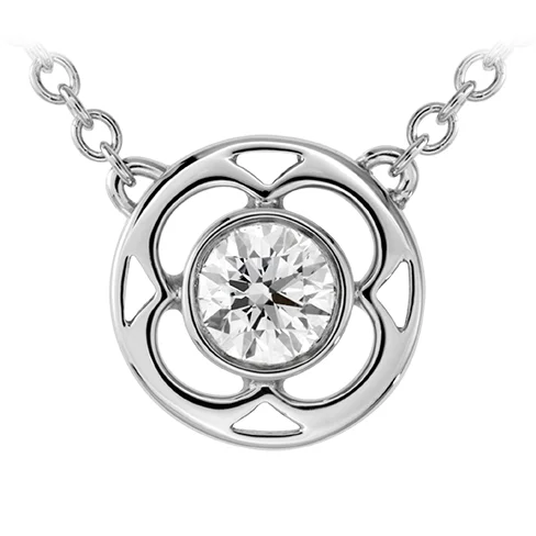 women's floral necklaces-Hearts On Fire Copley Single Diamond Pendant Necklace