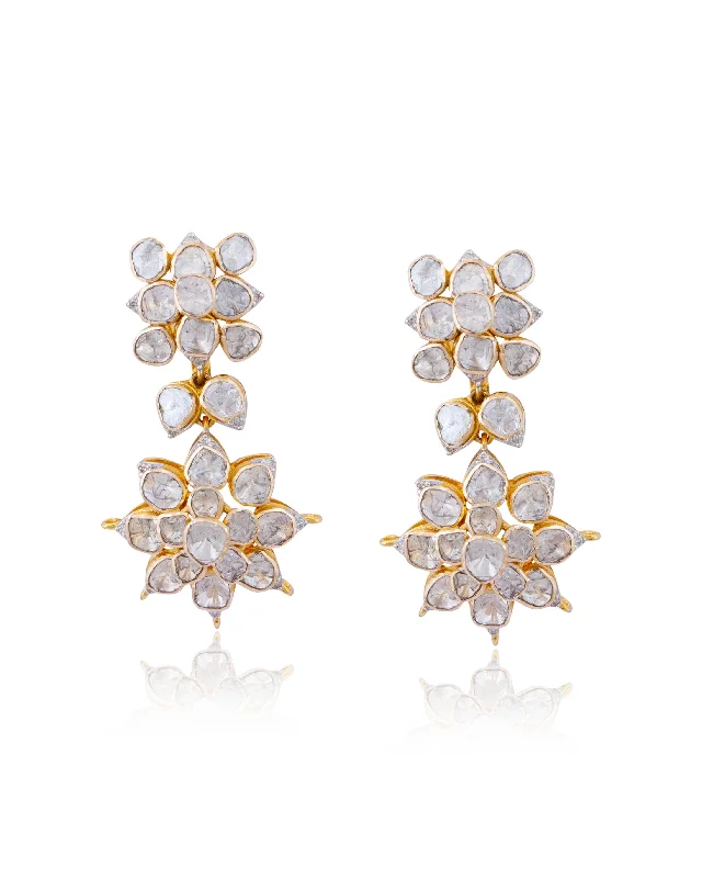 women's fashion earrings-Saida Polki And Diamond Long Earrings