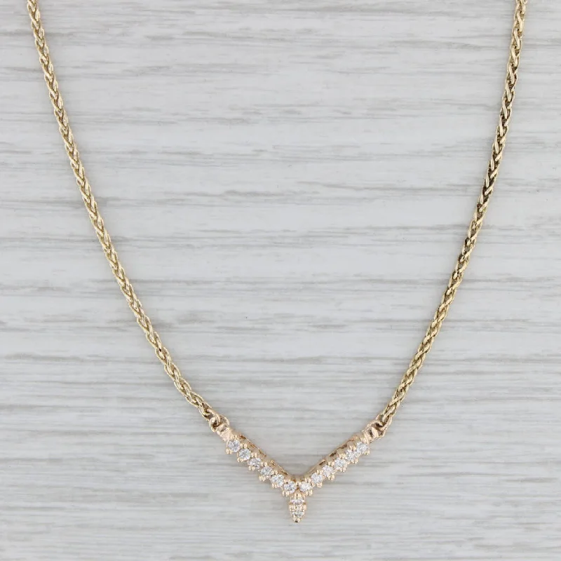 women's minimalist necklaces-0.27ctw Diamond V Necklace 10k Yellow Gold 18.75" Wheat Chain