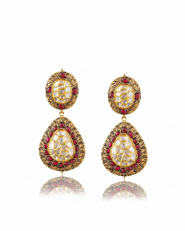 women's trendy earrings-Narelle Jadau Polki Long Earrings