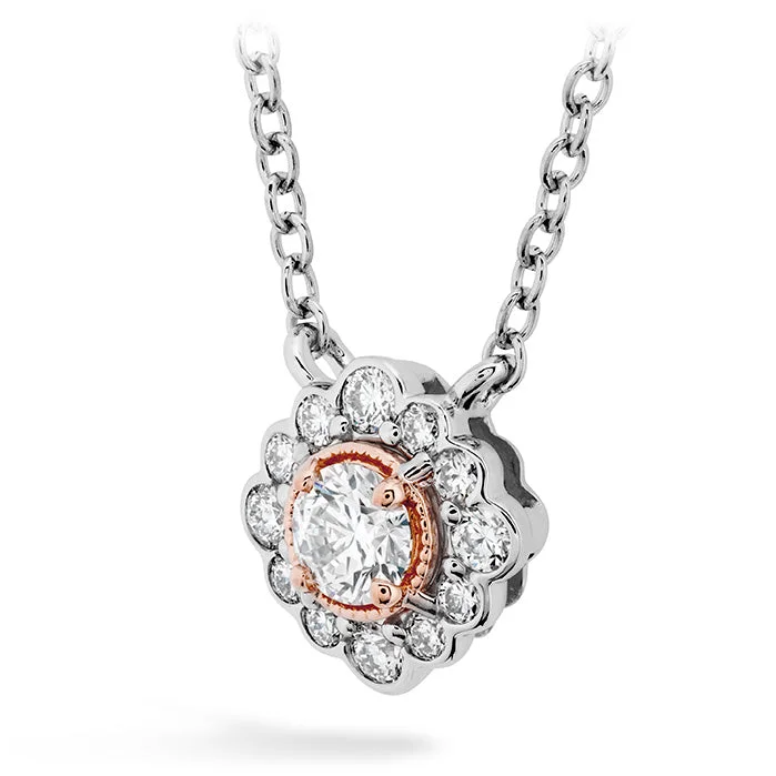 women's love necklaces-Hearts On Fire Liliana Flower Diamond Pendant Necklace