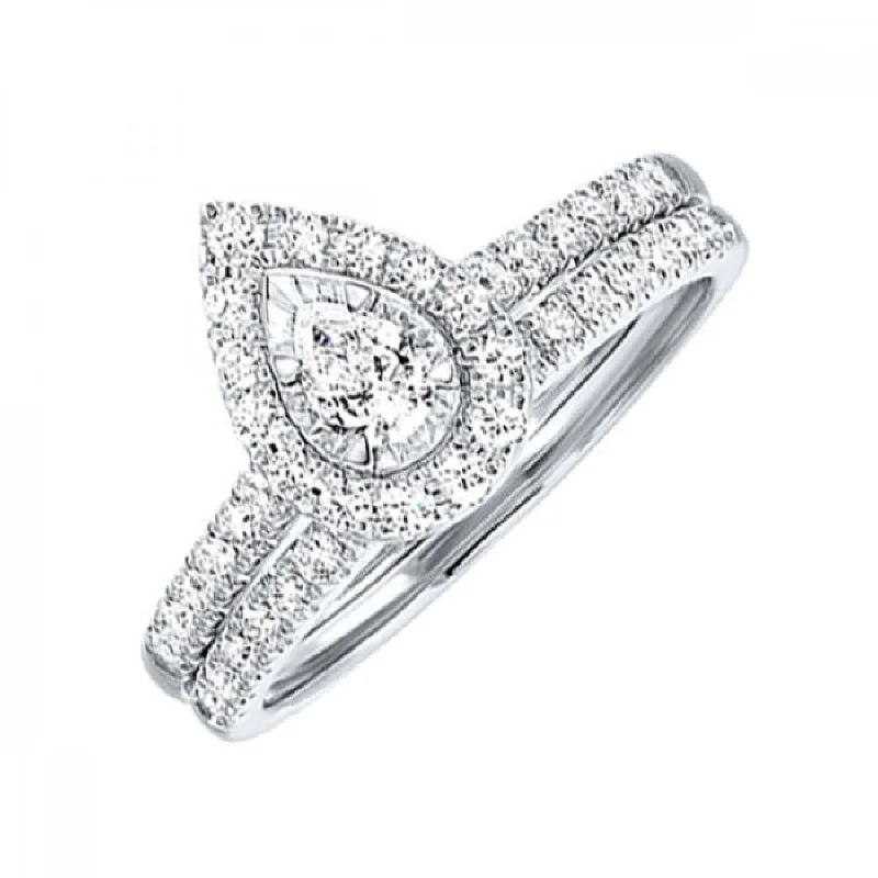 women's diamond solitaire rings-Pear-Shaped Diamond Engagement Ring with Wedding Band Set