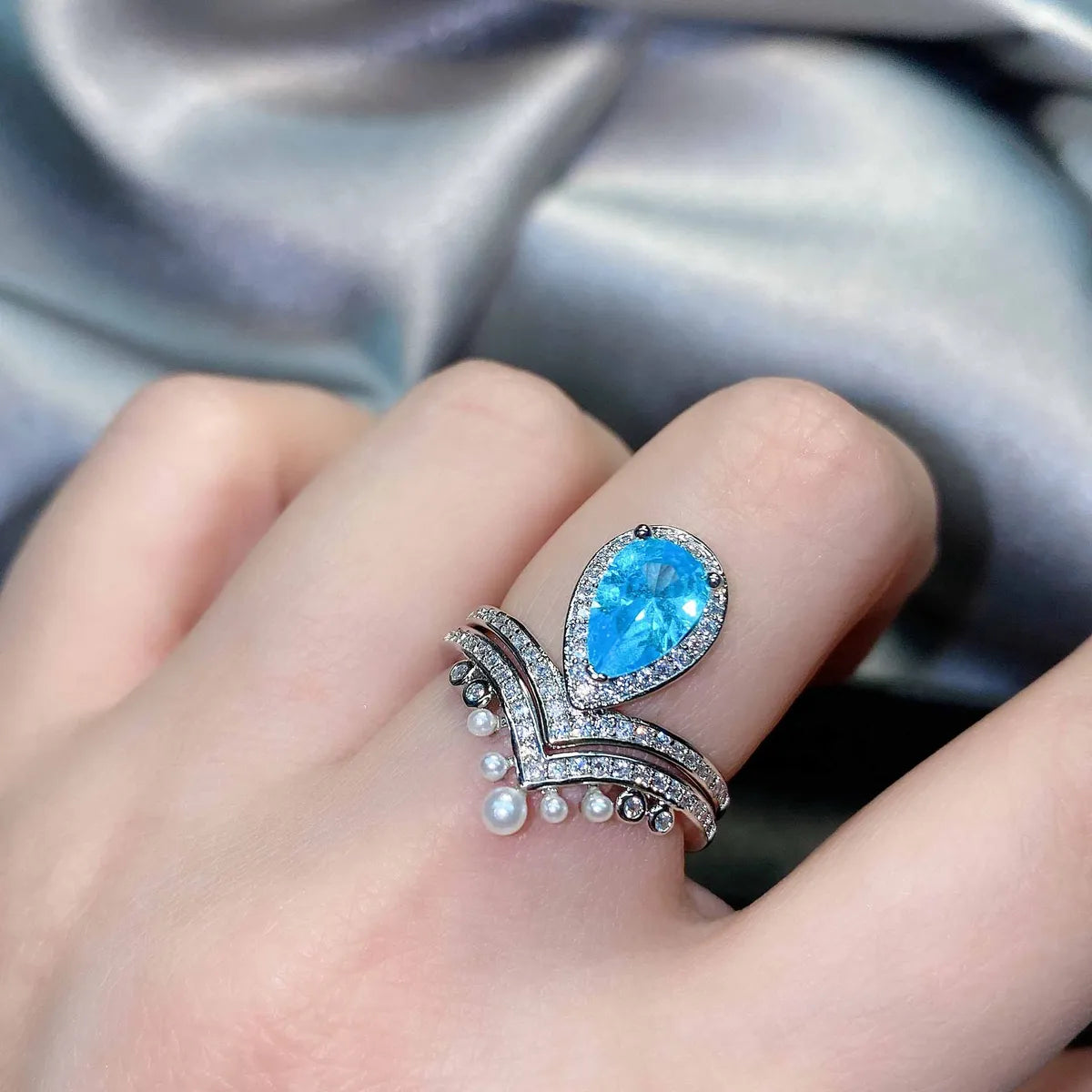 women's emerald engagement rings with diamonds-Tik Tok Live Stream Popular Imitation Natural Aquamarine Crown Diamond Ring Advanced Design Pearl Colored Gems Stacked Ring Female