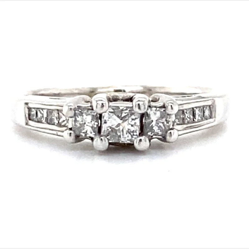 women's vintage-inspired engagement rings-Estate Princess Cut Engagement Ring