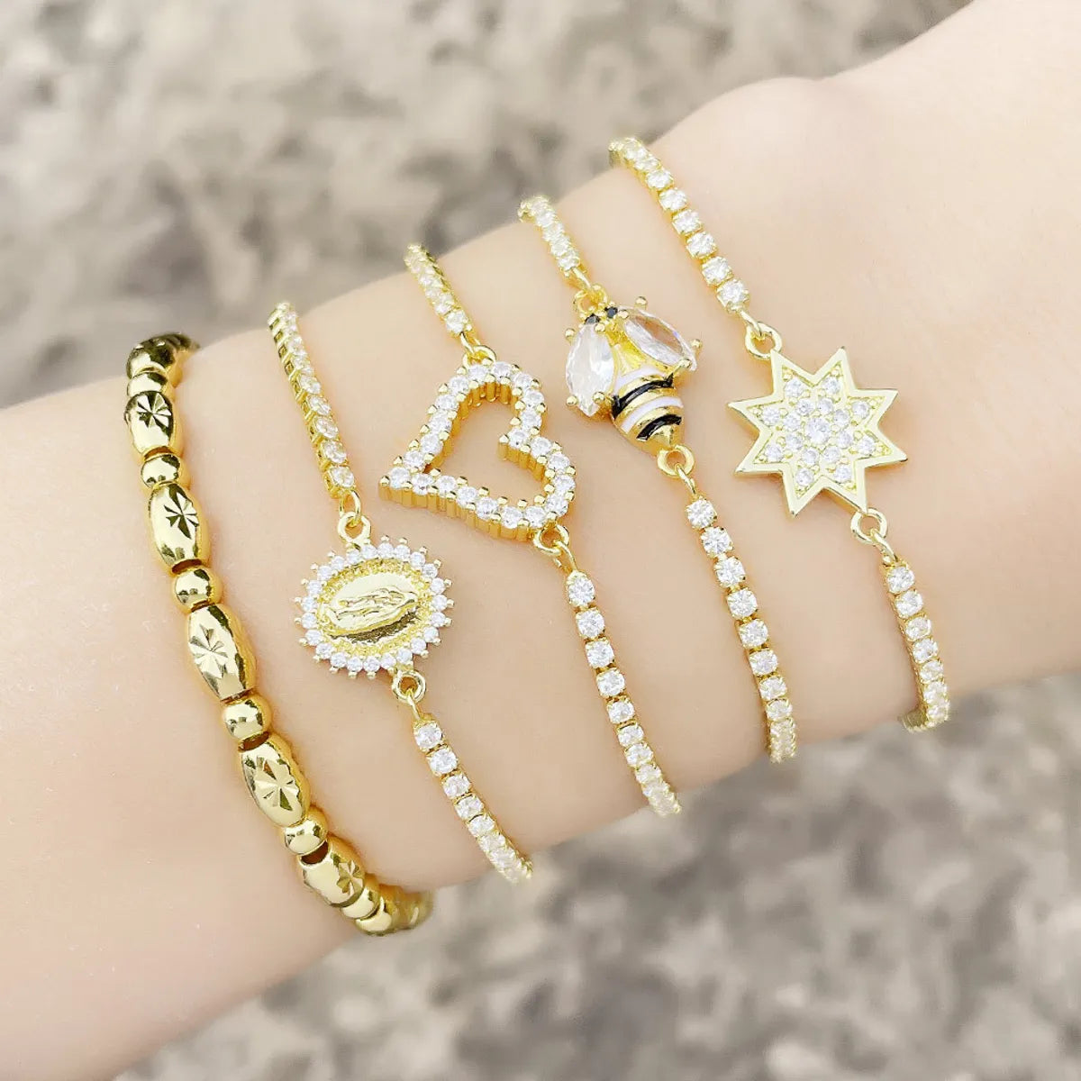 women's bridal bracelets-Fashion Copper Micro-inlaid Zircon Chain Heart Eight-pointed Star Pull Bracelet Female