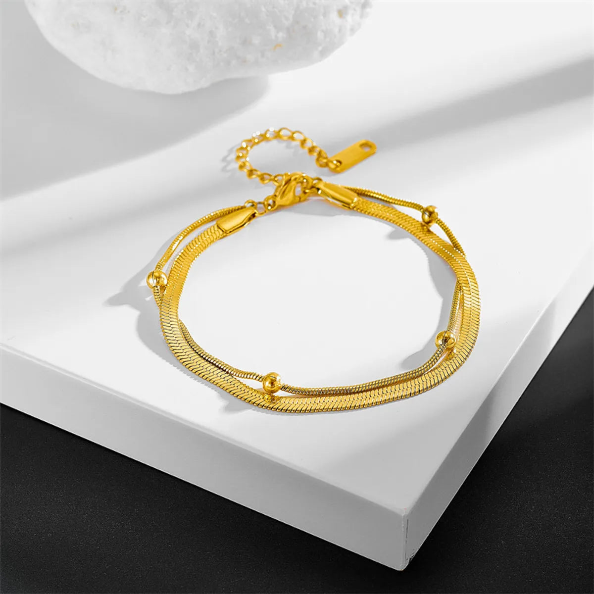 women's gold bracelets-Simple Style Solid Color Titanium Steel Plating 18k Gold Plated Bracelets