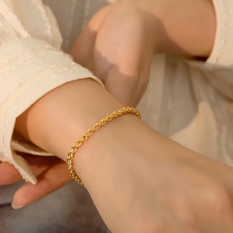 Twist Bracelet Gold