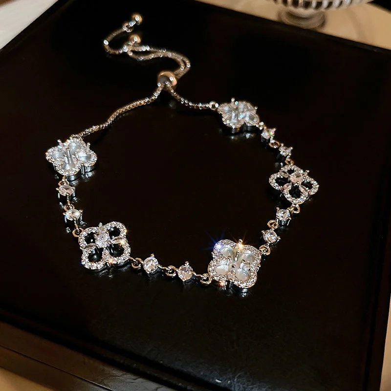 26# Bracelet-Silver Flowers