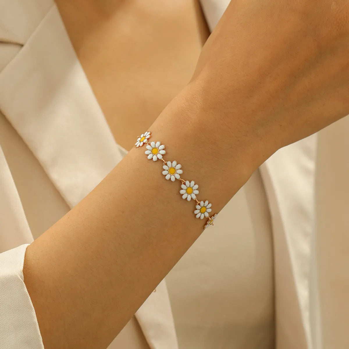 women's bracelet with charms-Copper 14K Gold Plated Cute Sweet Pastoral Flower Daisy Enamel Bracelets