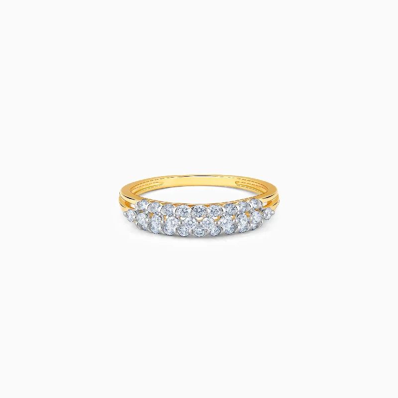 women's luxury diamond engagement rings-Gold Ivory Radiance Diamond Ring