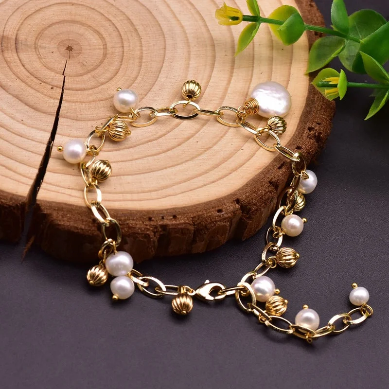 Adjustable White Pearl Metal Beads Pendant Bracelet