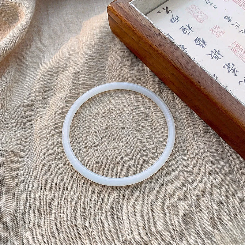 S514-Lychee Moon White Bracelet